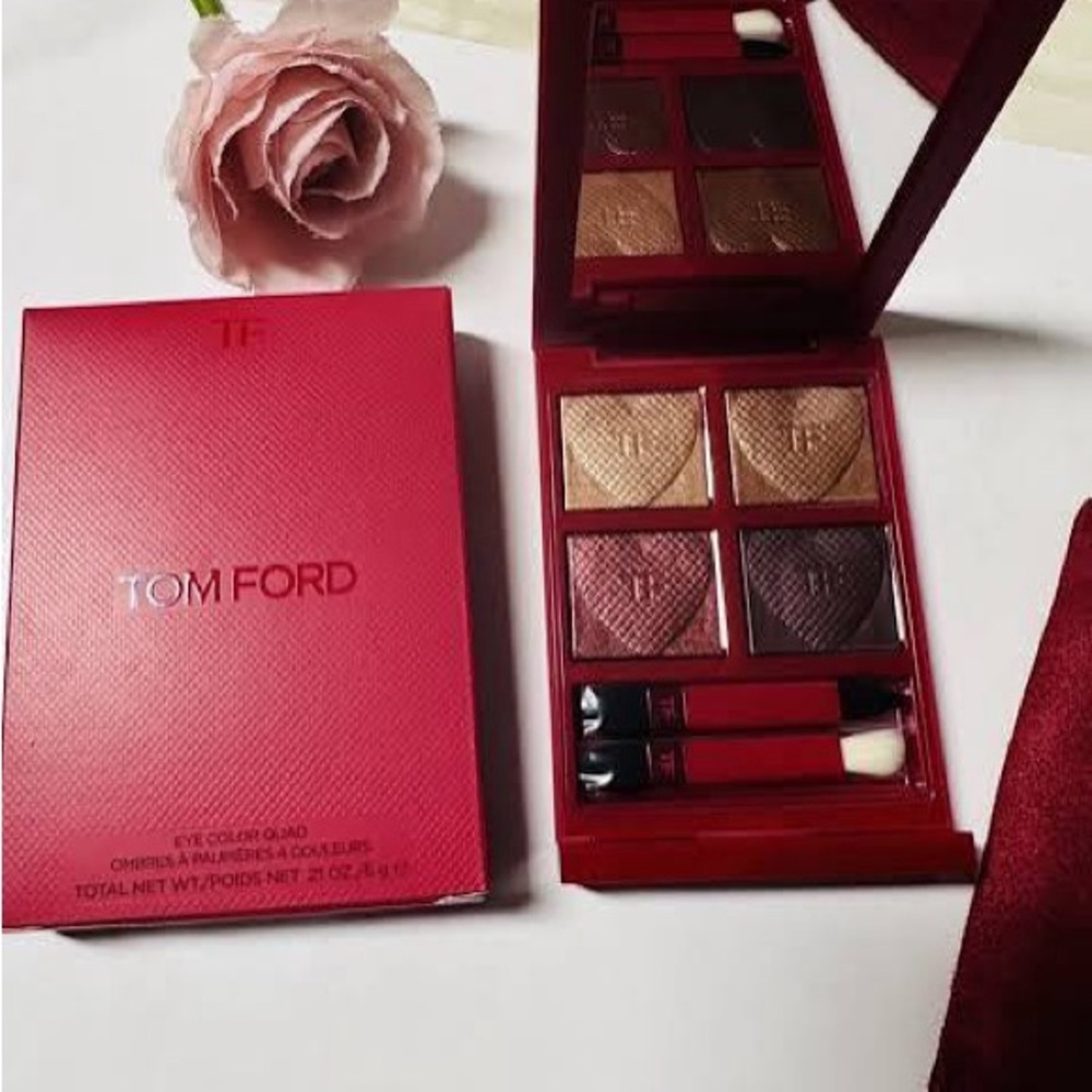 BNIB TOM FORD SOLD OUT LIMITED EDITION EYESHADOW QUAD IN 04 HONEYMOON
